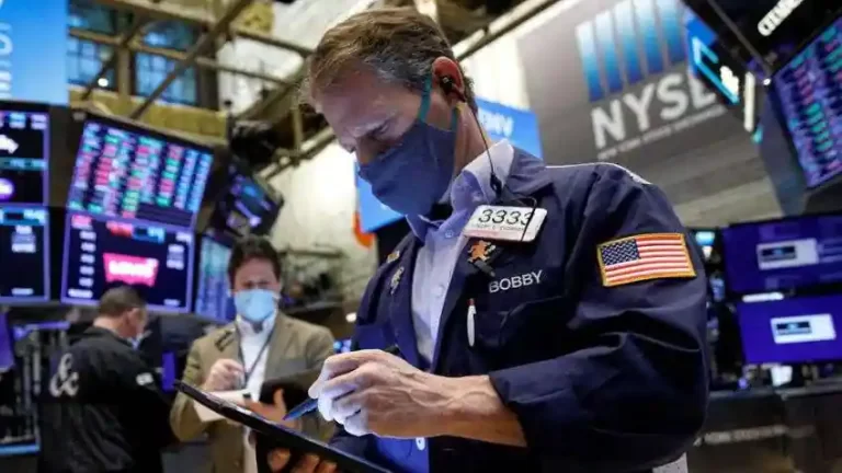 US stocks see worst first half drop in over 50 yrs