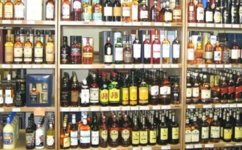 Delhi Liquor Policy: Zonal retailers surrendering licence over unviable business